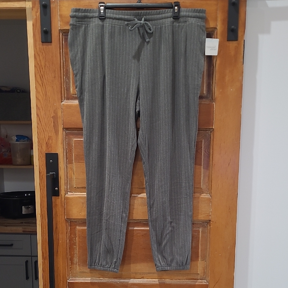 Men's Gray Drawstring Pants